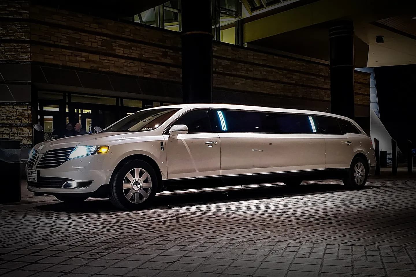 Where to Find the Best Limo Service in NYC_