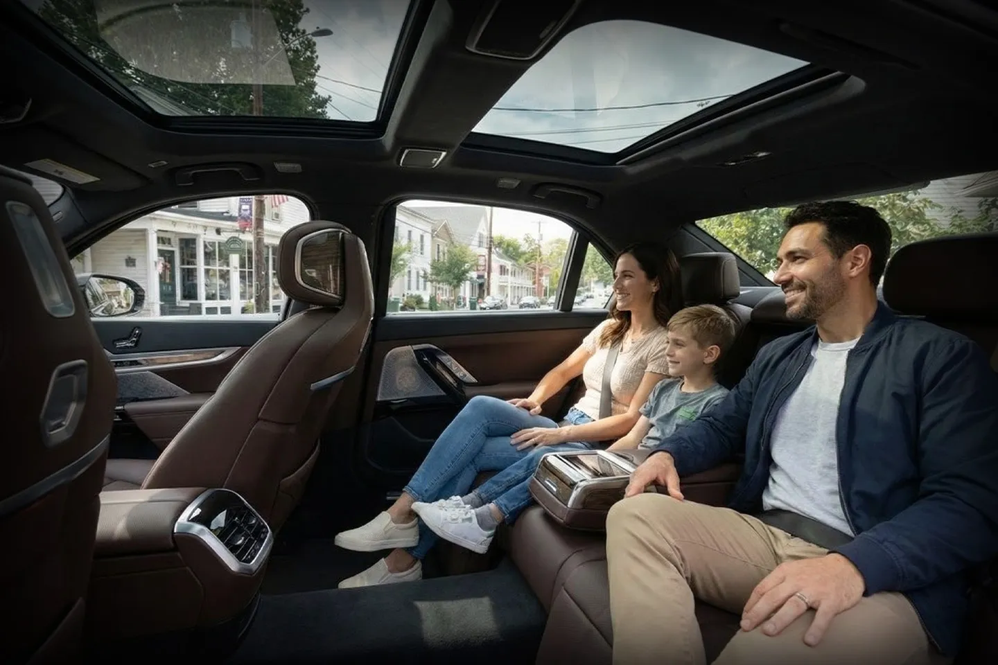 Chauffeur driven vehicle for Montgomery car service transportation