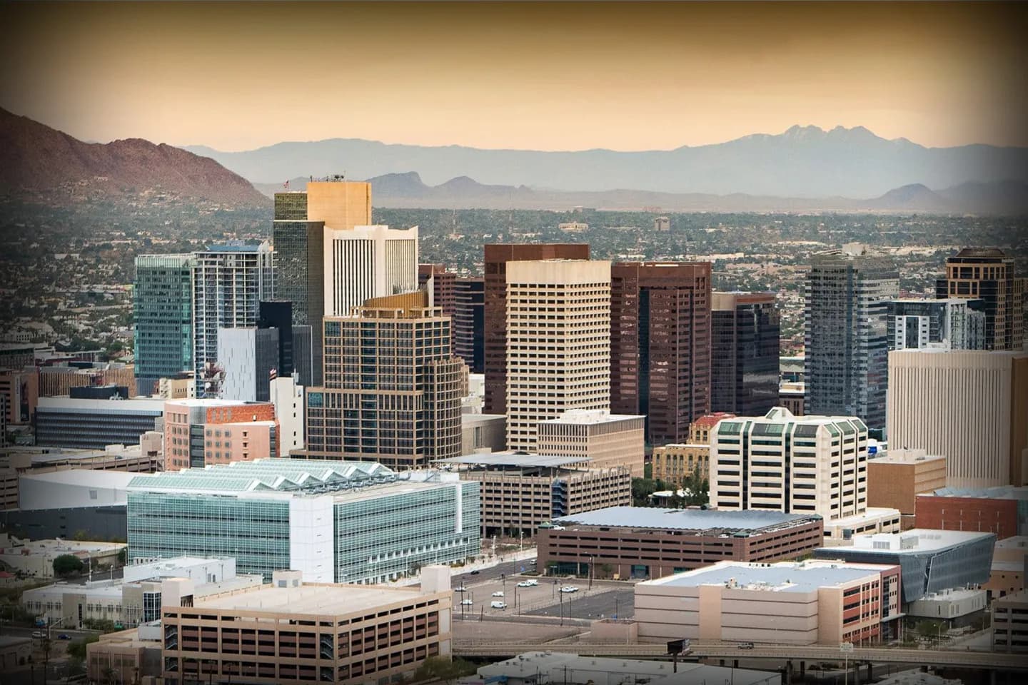 Luxury black car service in Arizona AZ for corporate and private travel