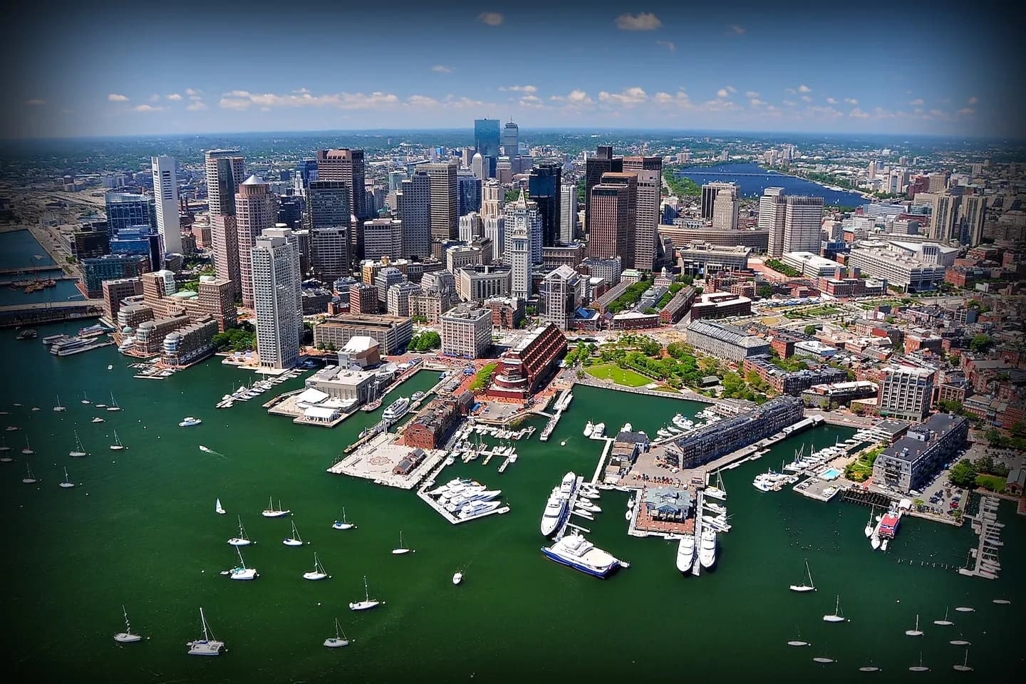 Professional chauffeur car service in Massachusetts MA black car ride