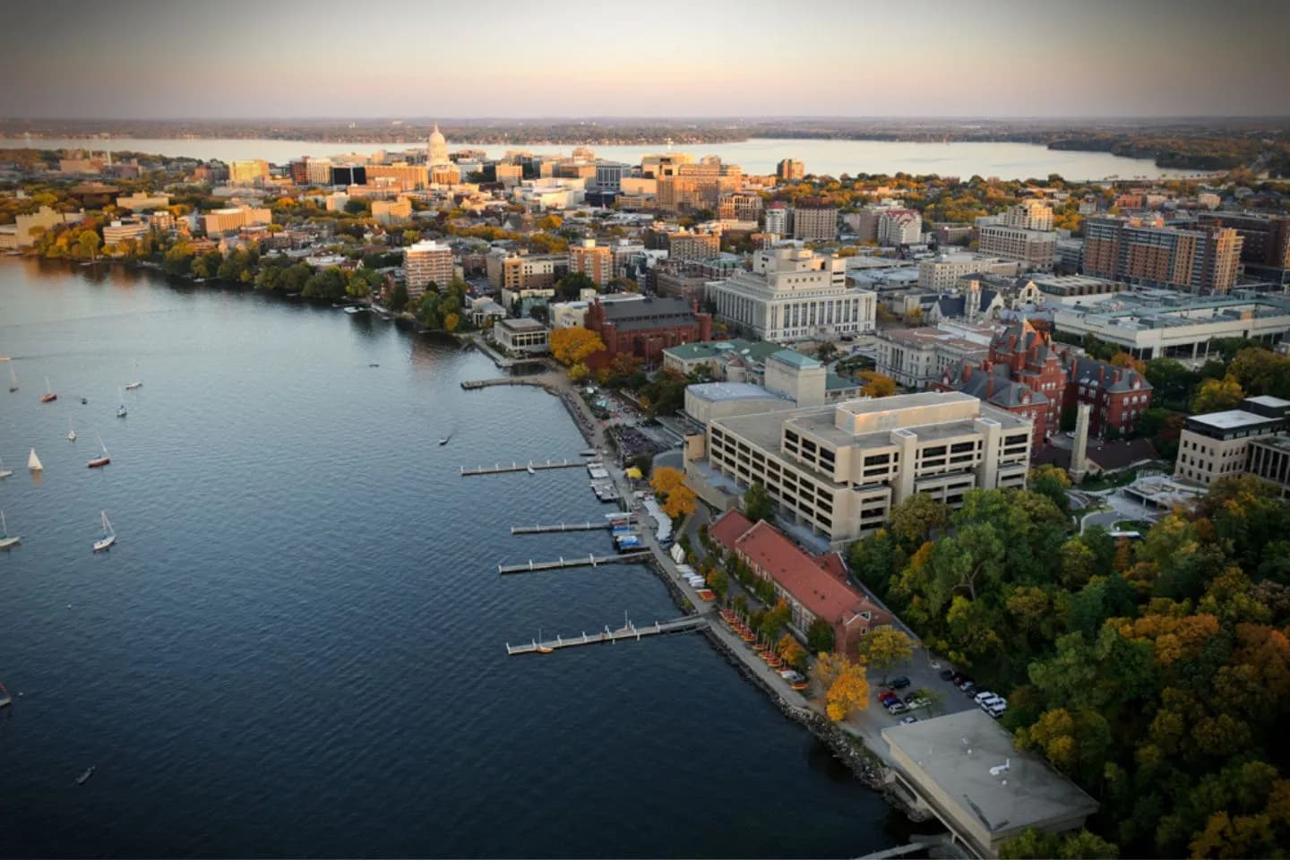 Luxury car service in Minnesota MN airport and city transportation