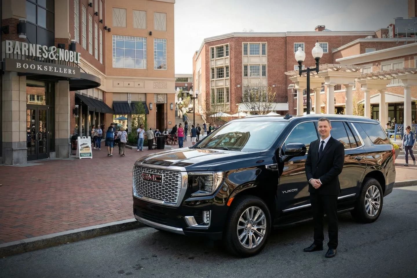 Nighttime city ride with professional driver offering Hartford, CT Car Service comfort and punctual transportation in Hartford