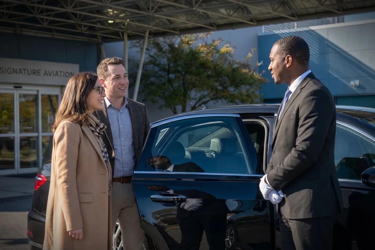 Morristown Municipal (MMU) Car Service luxury sedan pickup in Manhattan near Wall Street business district