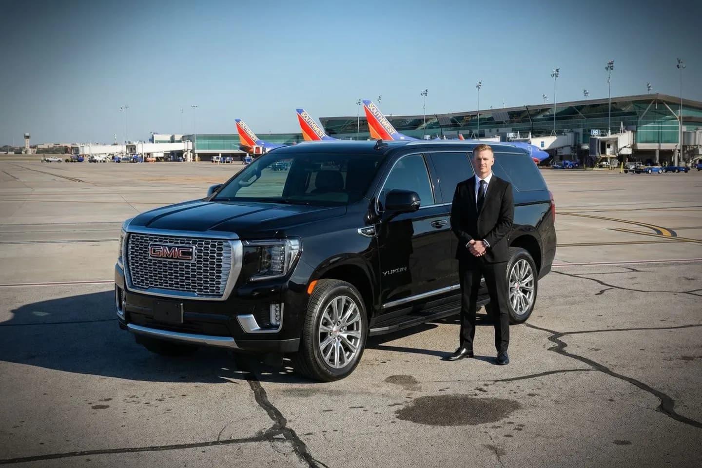 Executive car service waiting at William P. Hobby terminal entrance