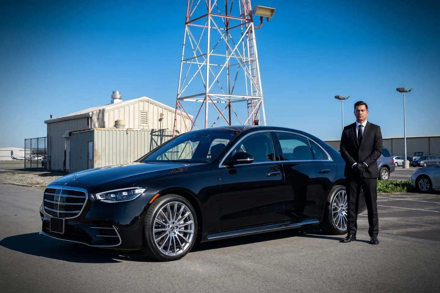 Union Limousine chauffeur greeting Silicon Valley venture capital executive at SQL San Carlos airport FBO