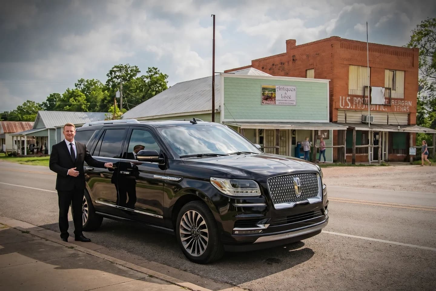 Car Service in Reagan, TX for comfortable chauffeur travel