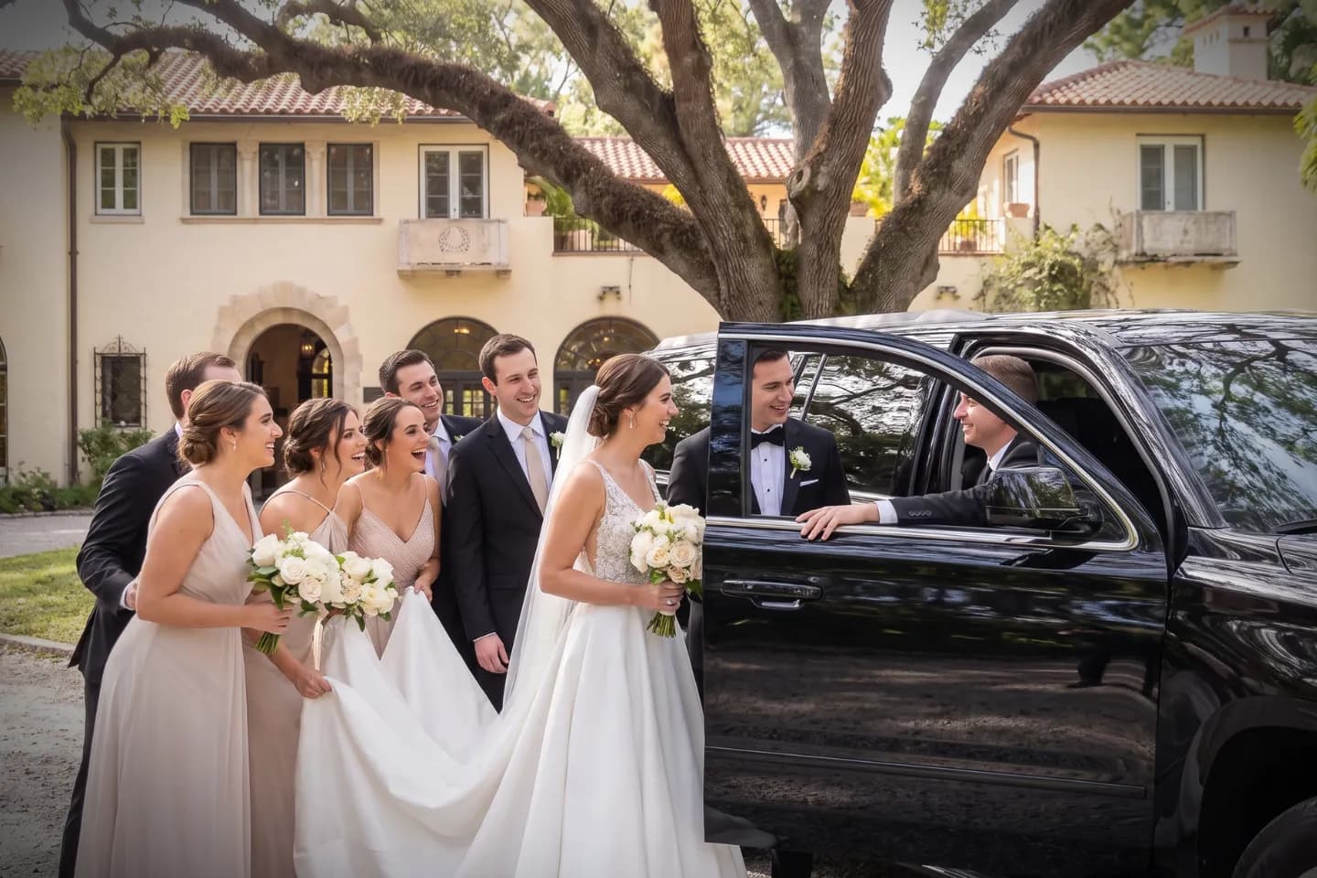 GMC Yukon Denali XL Stretch Limo (20 passengers)