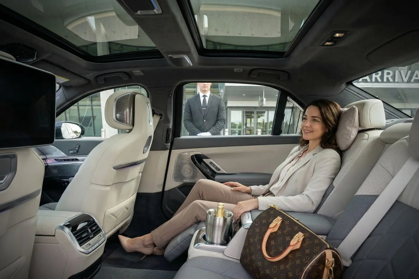 Airport Car Service in Virginia, VA Virginia VA car service executive vehicle interior showcasing premium comfort and clean seating