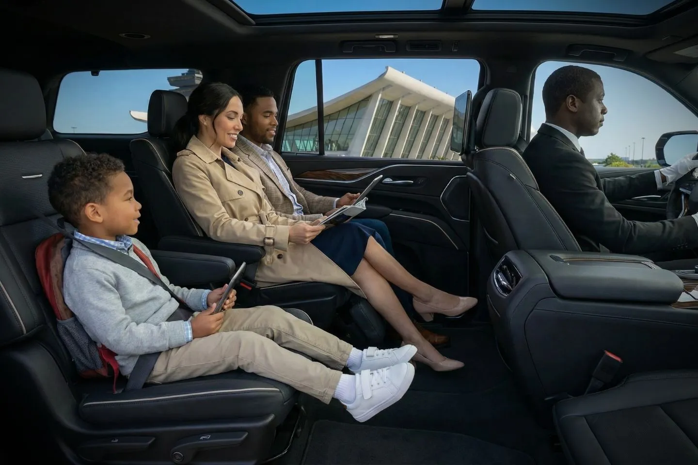Airport Car Service in Washington, DC black car Washington, DC Car Service fleet waiting outside downtown hotel at night city lights
