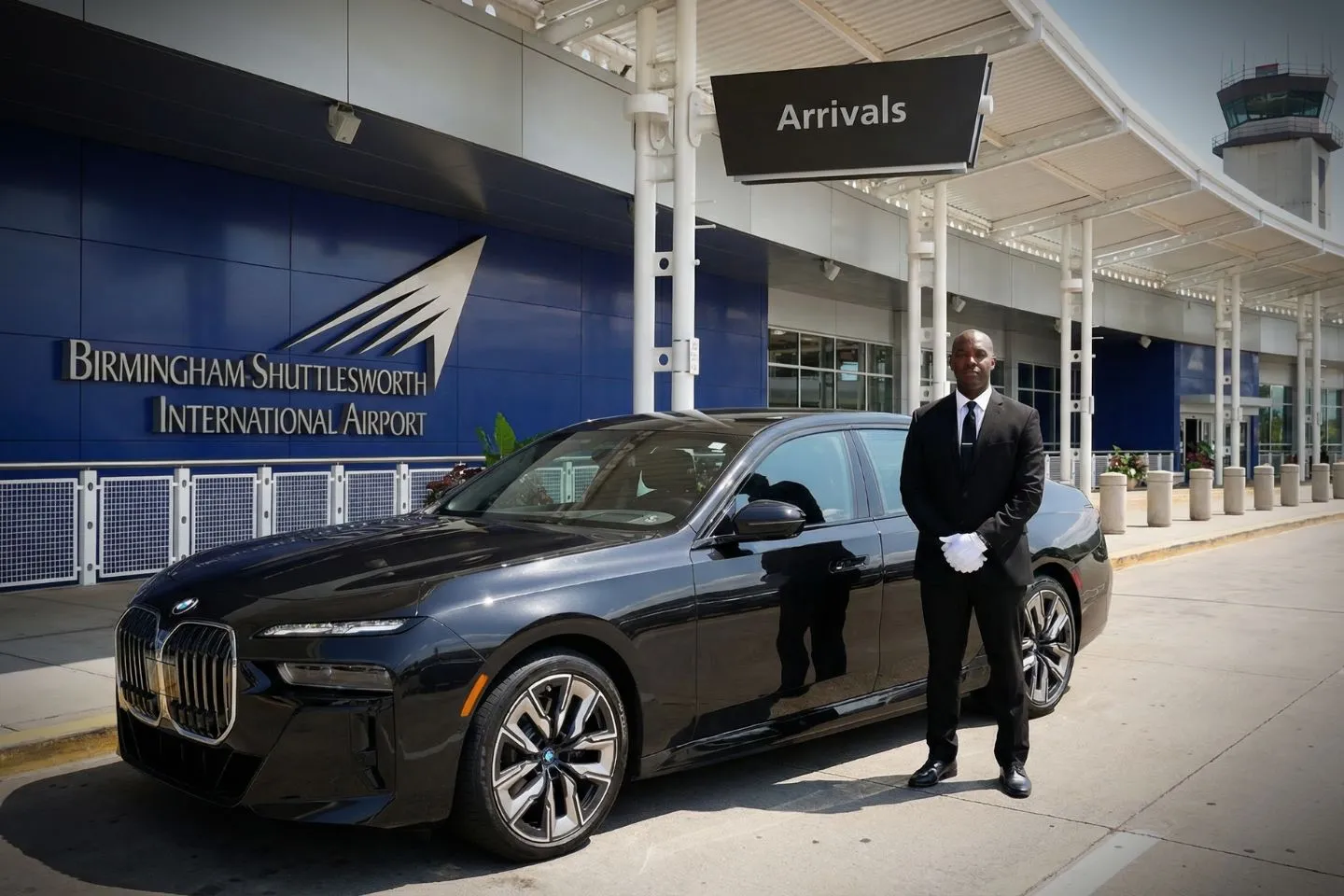 Birmingham Shuttlesworth International (BHM) Airport Car Service Black BMW 7 Series chauffeured car at Birmingham airport for ride to Talladega Superspeedway and NASCAR race weekend