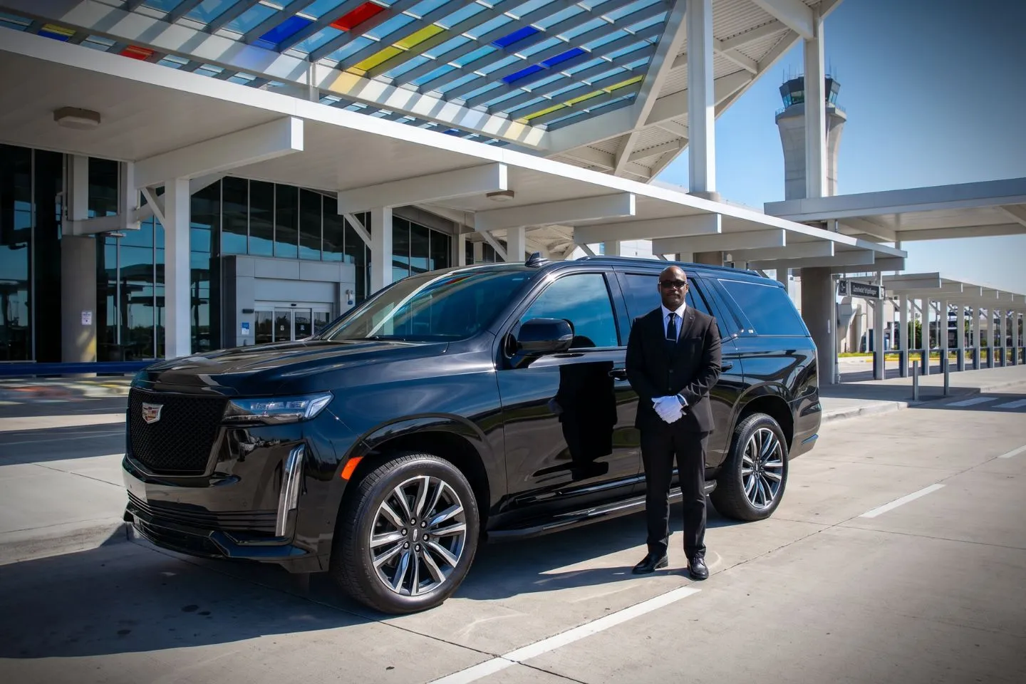 Lafayette Regional (LFT) Airport Car Service Premium SUV ready for LFT airport pickup near downtown Lafayette
