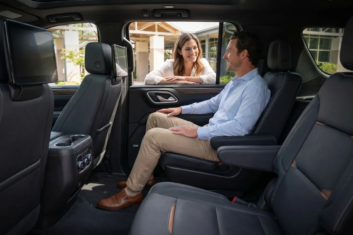 Hilton Head Island (HHH) Airport Car Service Mercedes Benz S Class offering HHH airport transportation to the RBC Heritage tournament at Harbour Town Golf Links