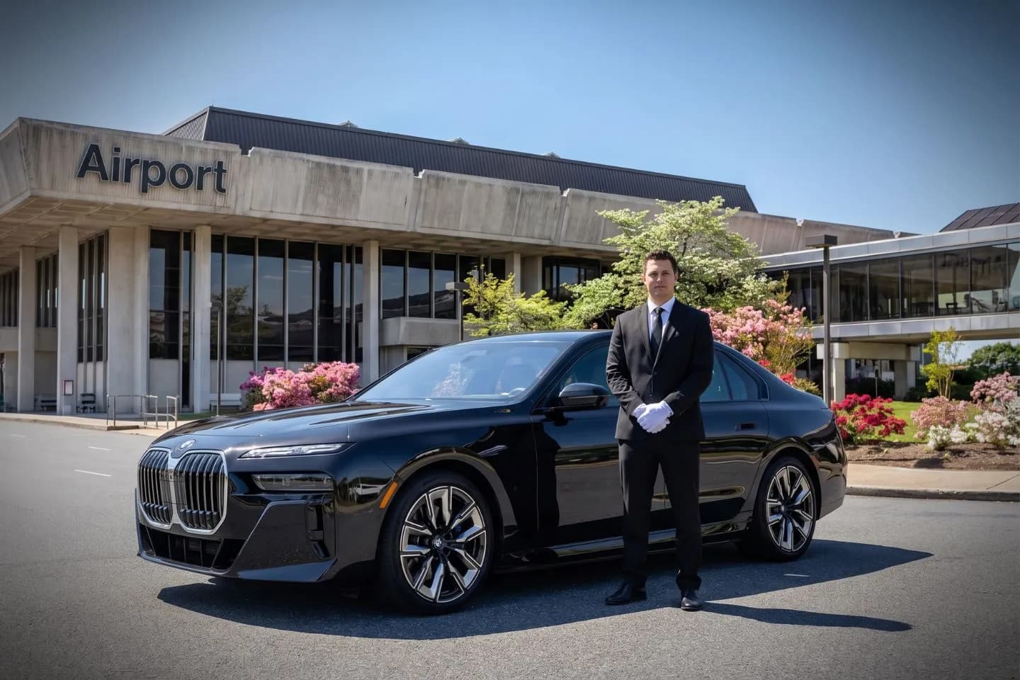 Norfolk International (ORF) Airport Car Service Premium SUV ready for ORF airport pickup near Naval Station Norfolk and downtown