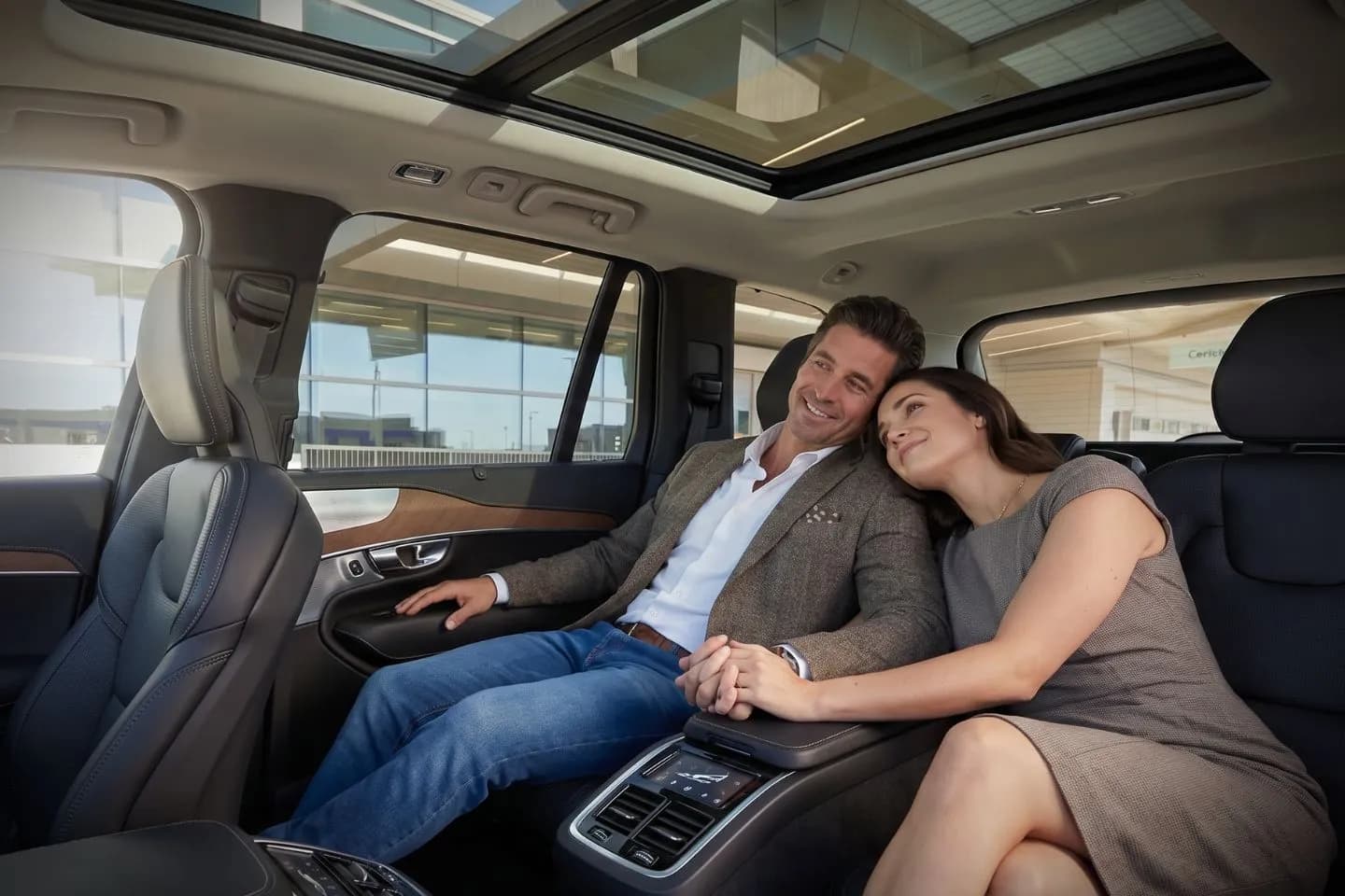 Salt Lake City International (SLC) Airport Car Service Premium Cadillac Escalade providing Salt Lake City SLC airport car service to Park City and Deer Valley Resort