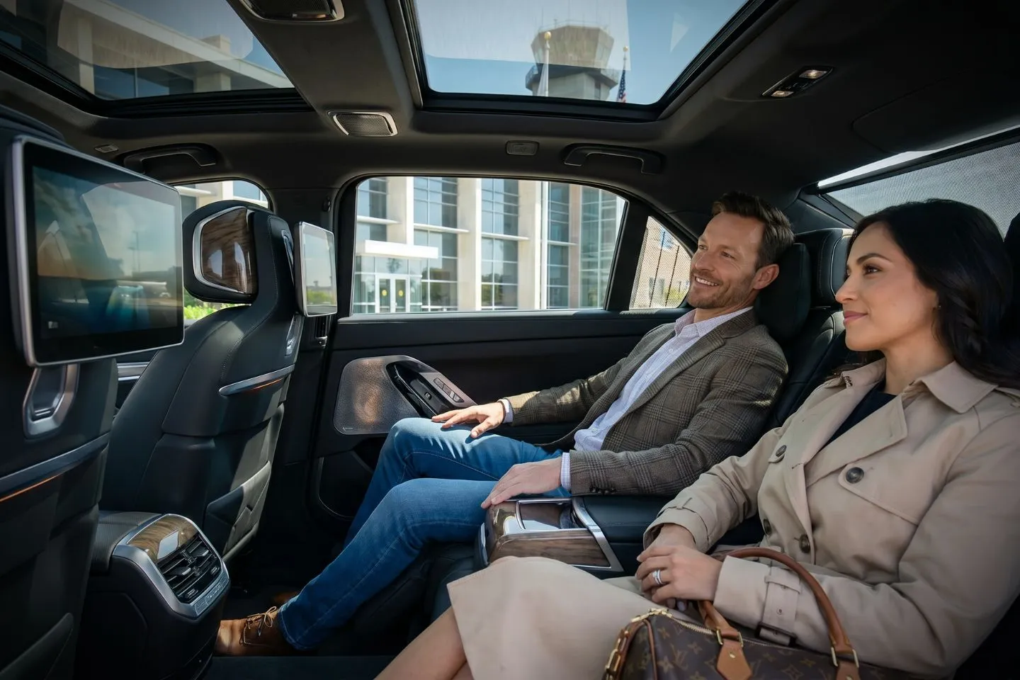 Chicago Executive (PWK) Airport Car Service Mercedes Benz S Class offering Chicago Executive PWK airport transportation to Allstate Astellas and Northbrook corporate accounts