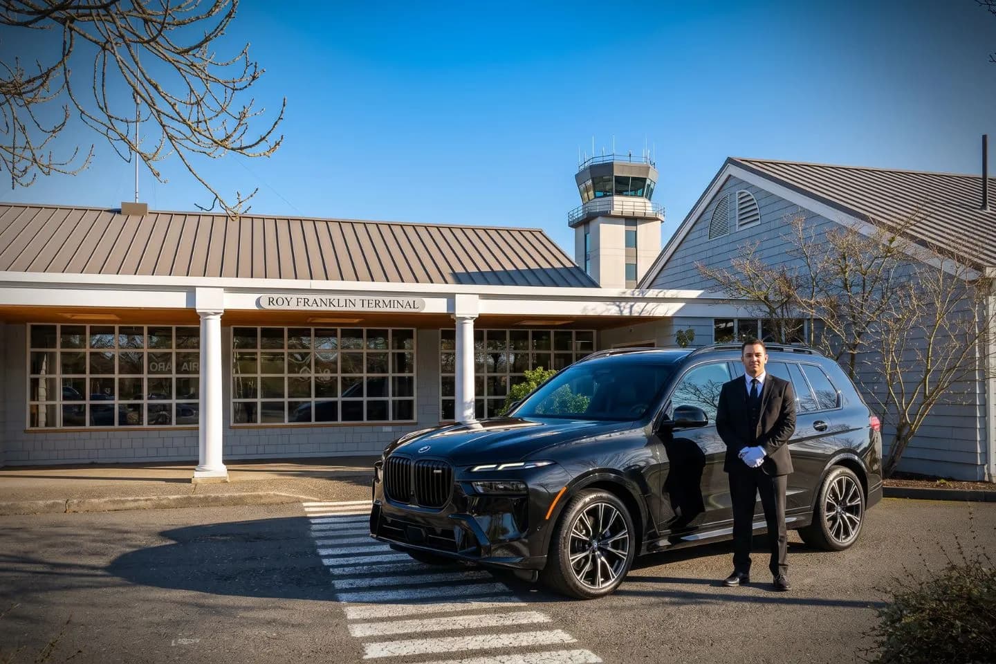 Friday Harbor (FHR) Airport Car Service Premium SUV ready for FHR airport pickup near Friday Harbor ferry terminal