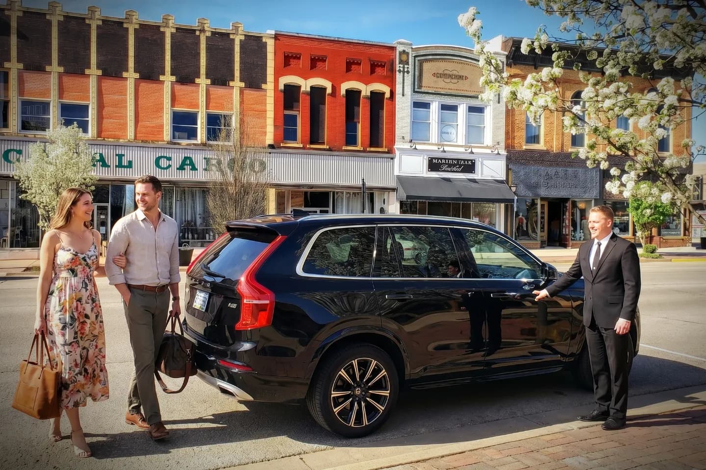 Car Service in La Salle, IL Reliable Car Service in La Salle, IL for business and personal trips