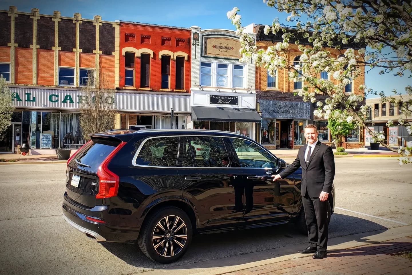 Car Service in La Salle, IL Professional Car Service in La Salle, IL for comfortable travel