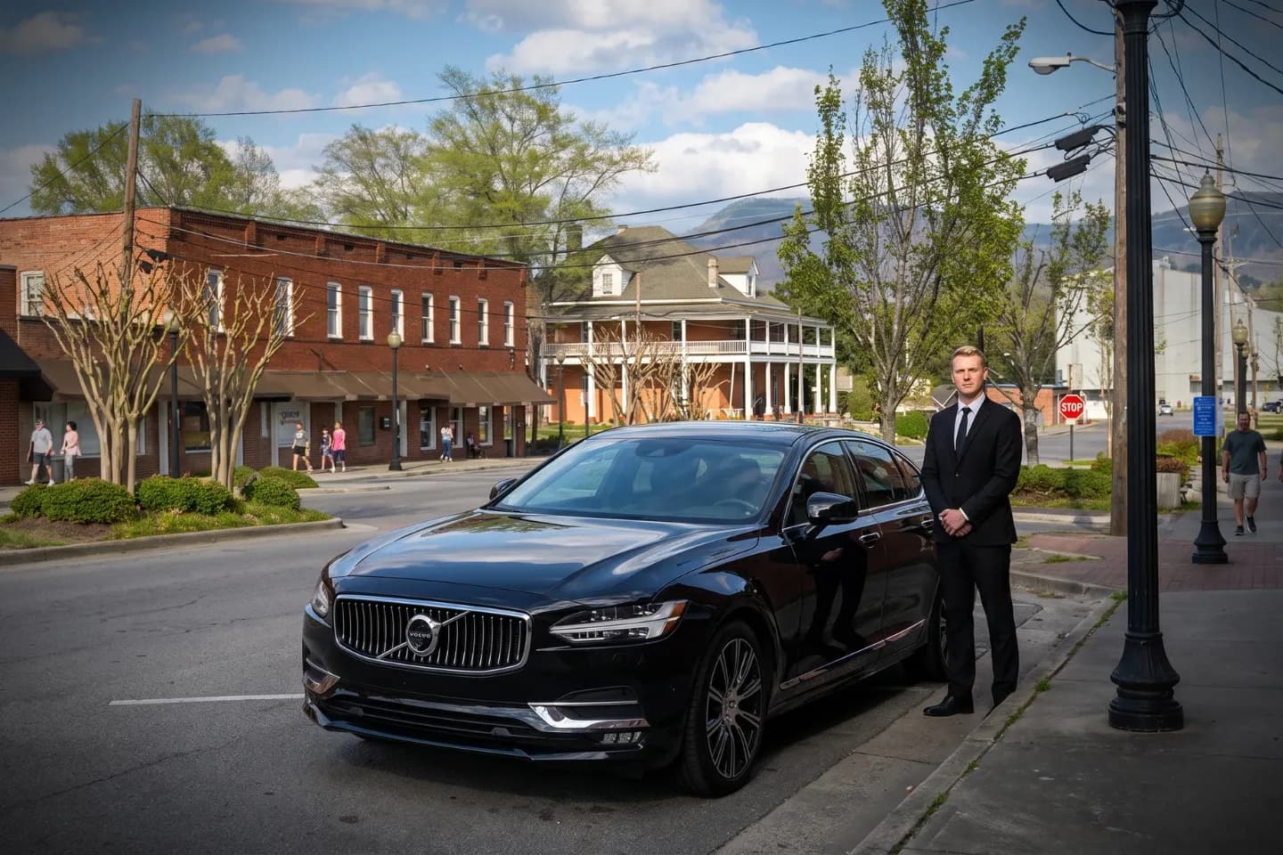 Car Service in Chattahoochee, GA Luxury Car Service in Chattahoochee, GA for a smooth travel experience