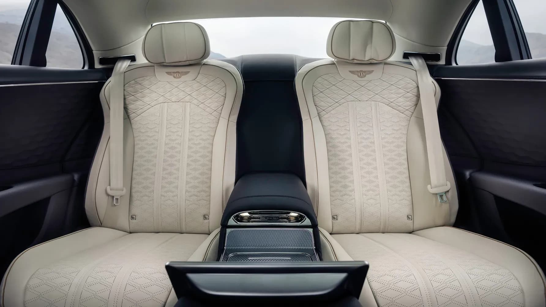 15-Bentley-Flying-Spur-review-2025-UK