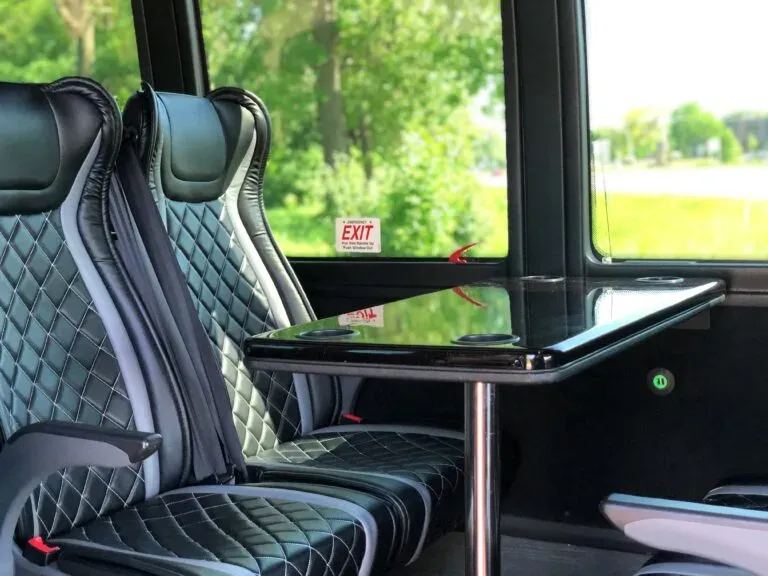 fleet-gallery-executive-coaches05-768x576