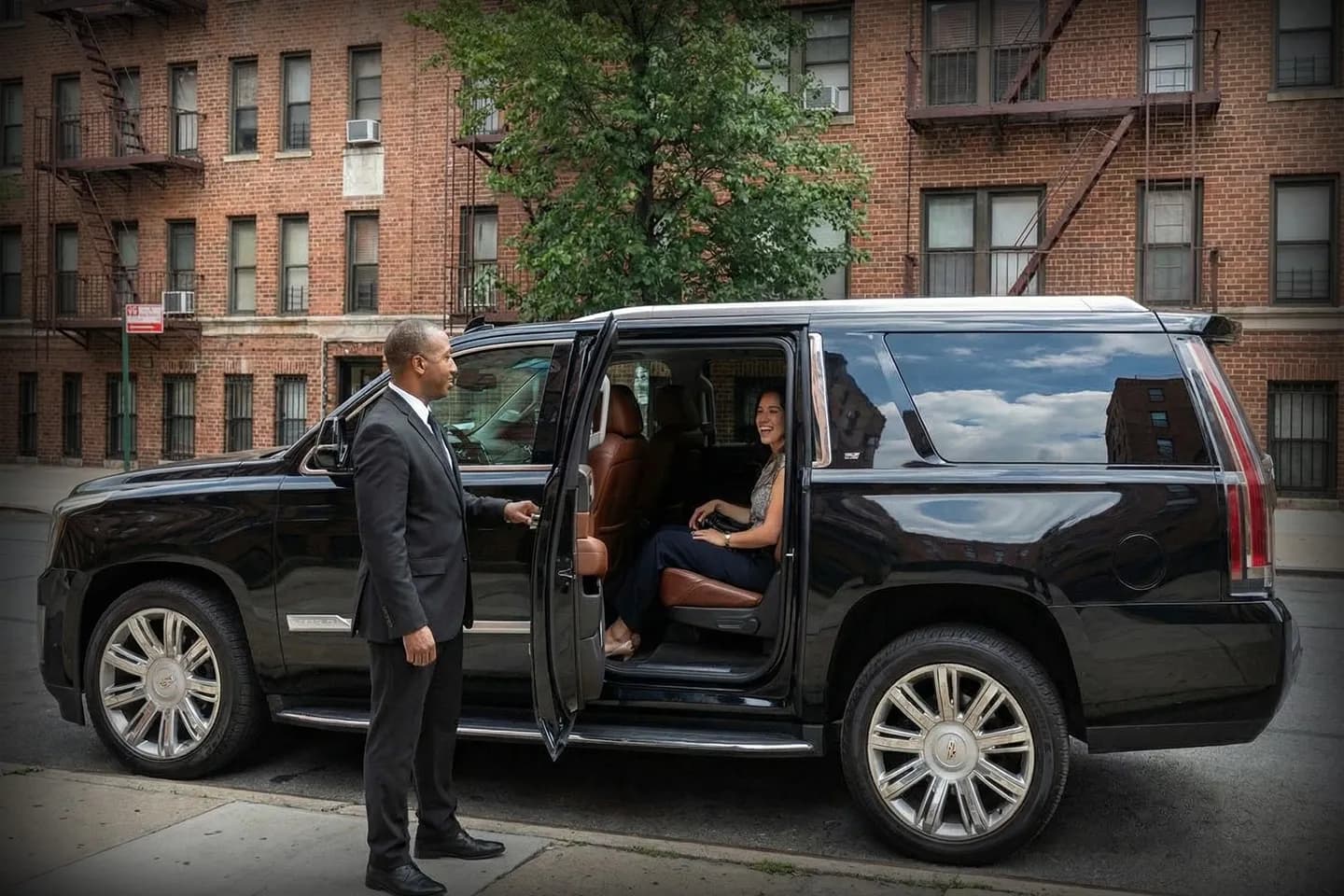 Book a trusted Bronx car service today