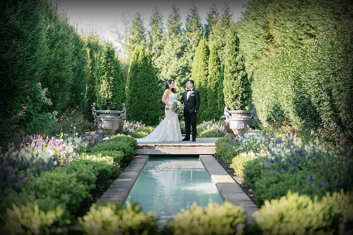 Stretch limousine for weddings in Suffolk, NY with chauffeur service