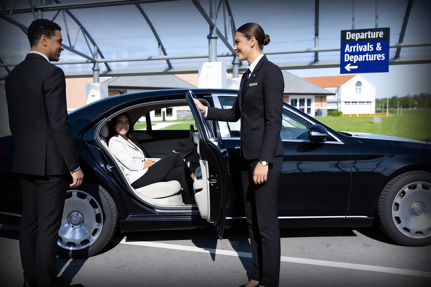 Private luxury car service providing airport transfer at Ithaca Tompkins Regional Airport