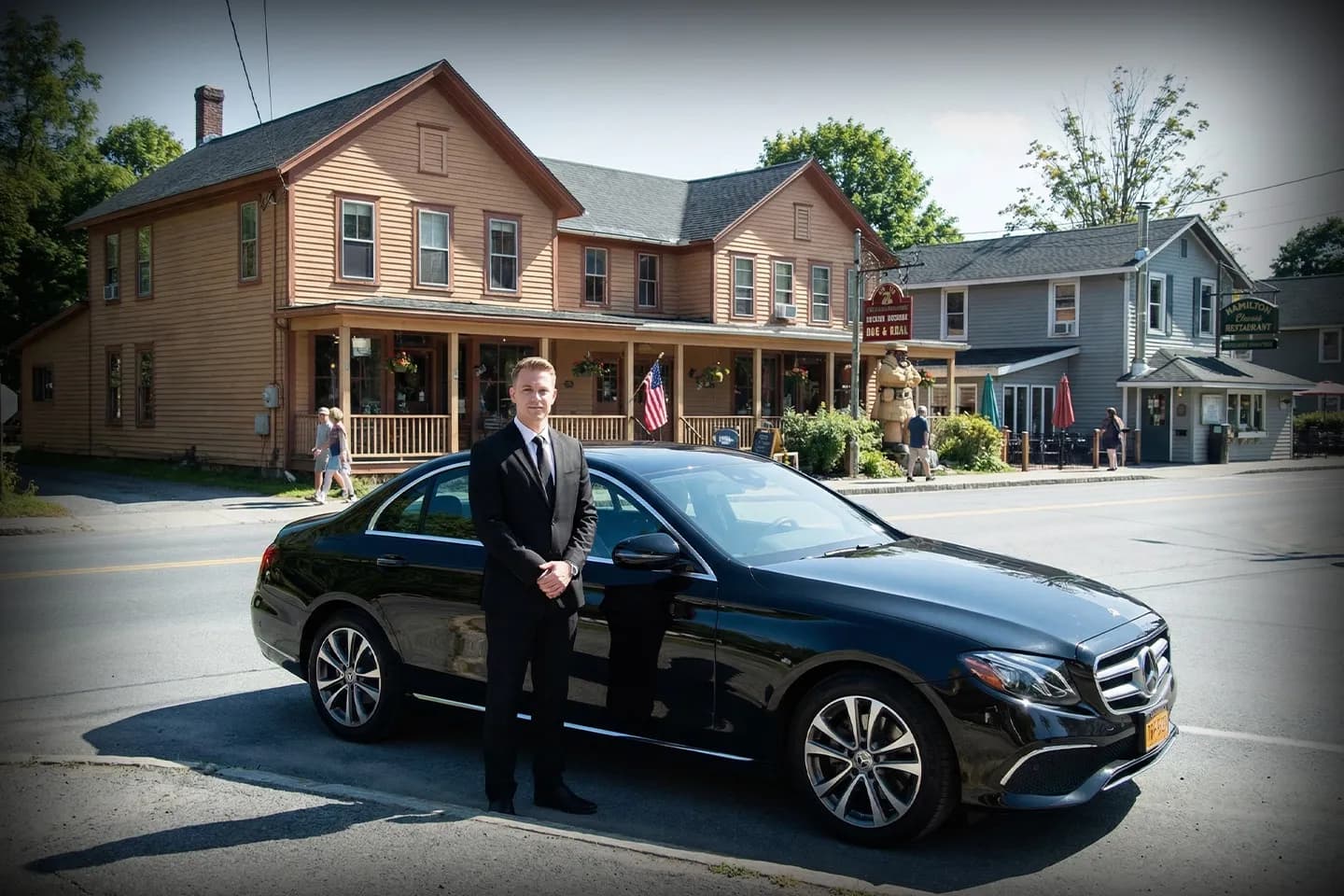 Airport drop off by Ulster car service vehicle