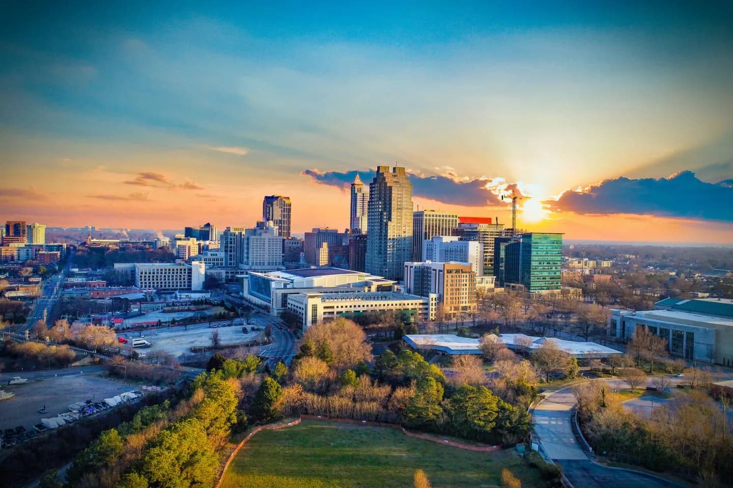 Executive transportation service in North Carolina NC luxury ride option