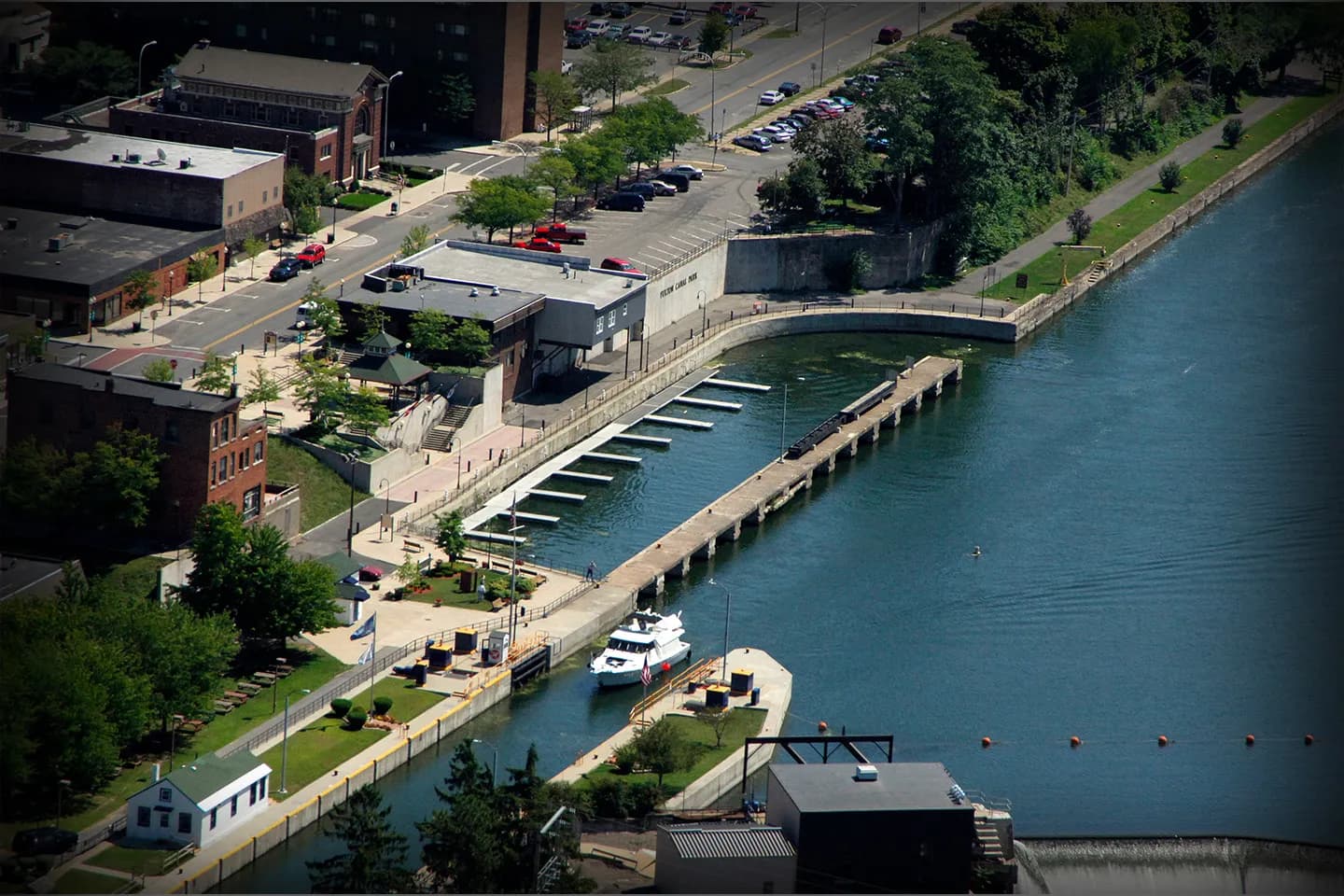 Car Service in Fulton, NY Executive SUV from Fulton car service fleet