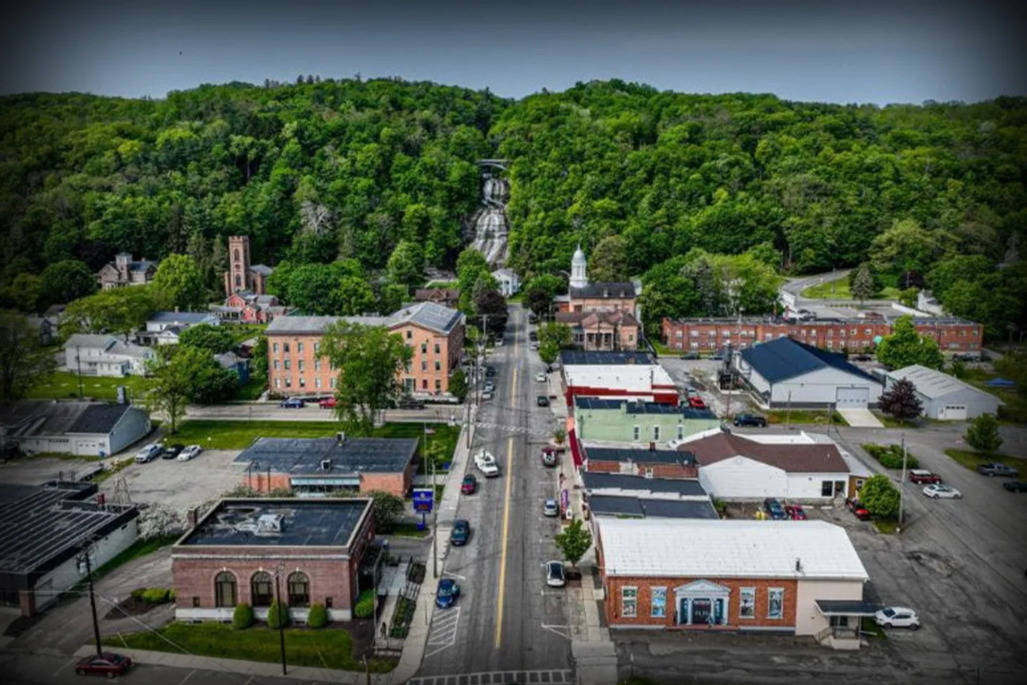 Car Service in Schuyler, NY Executive SUV used for Schuyler car service travel