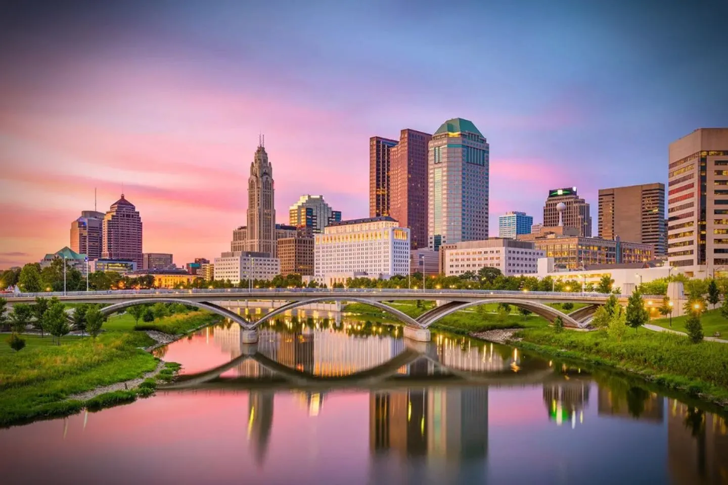 Car Service in Ohio, OH Luxury car service in Ohio OH airport and city transportation